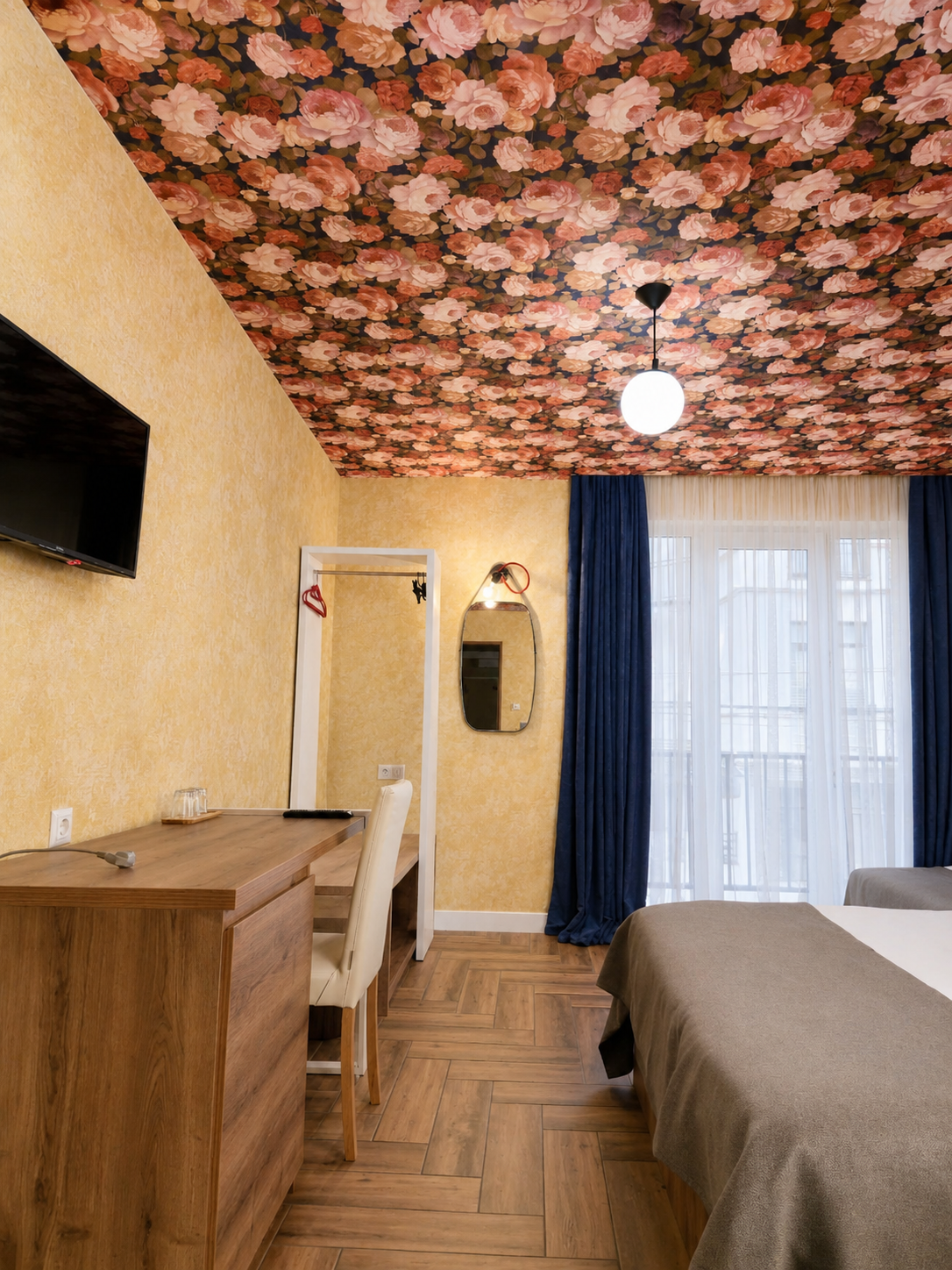 Comfort Double or Twin Room at Hotel Nutsa in Old Tbilisi