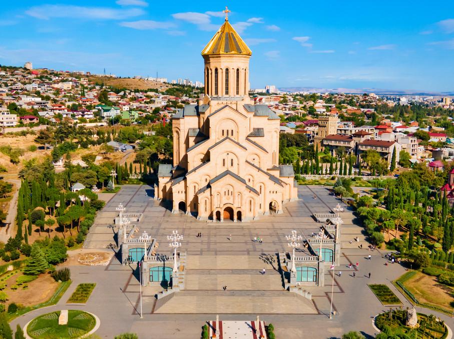 Holy Trinity Cathedral Sameba – free things to do in Tbilisi